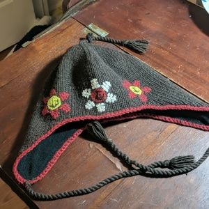 ✨ 5 for $25 ✨ Cute Warm Hat!